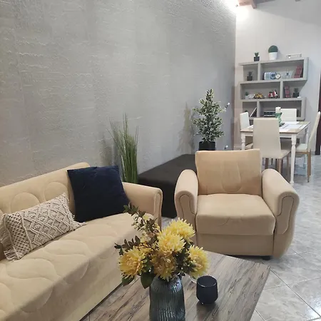 Stefanos House Tavronitis