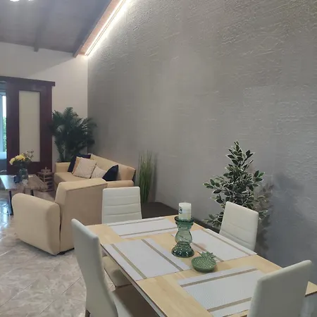 Stefanos House *